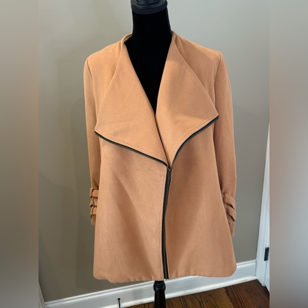 Women’s TWELVE By ONTWELFTH Camel collarless zip front jacket- Size Medium - Picture 2 of 10